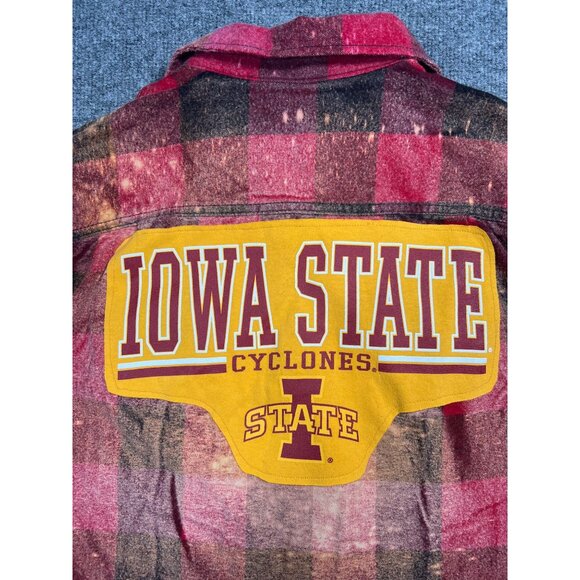 Iowa State Cyclones L Red Plaid Button-Up Flannel Shirt bleached cozy fall - Picture 1 of 7